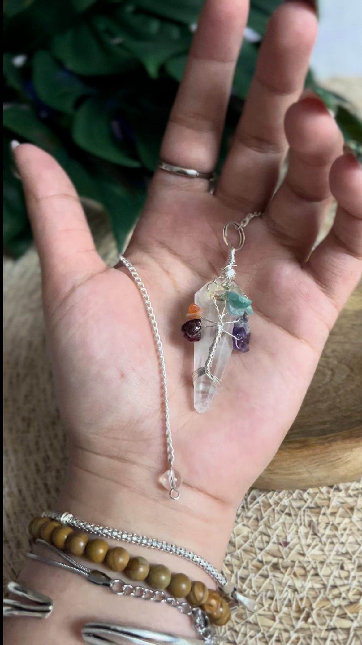 Pendule Arbre de Vie en Cristal de Roche – Chakras & Énergie Divine
