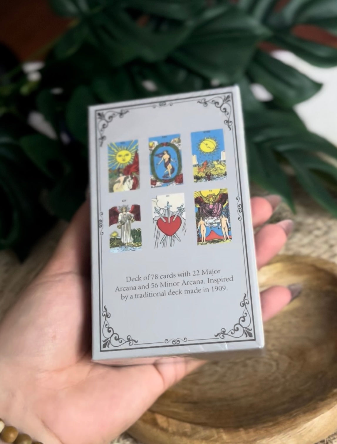 Jeu de Cartes de Tarot – Traditional Arcana (78 cartes)